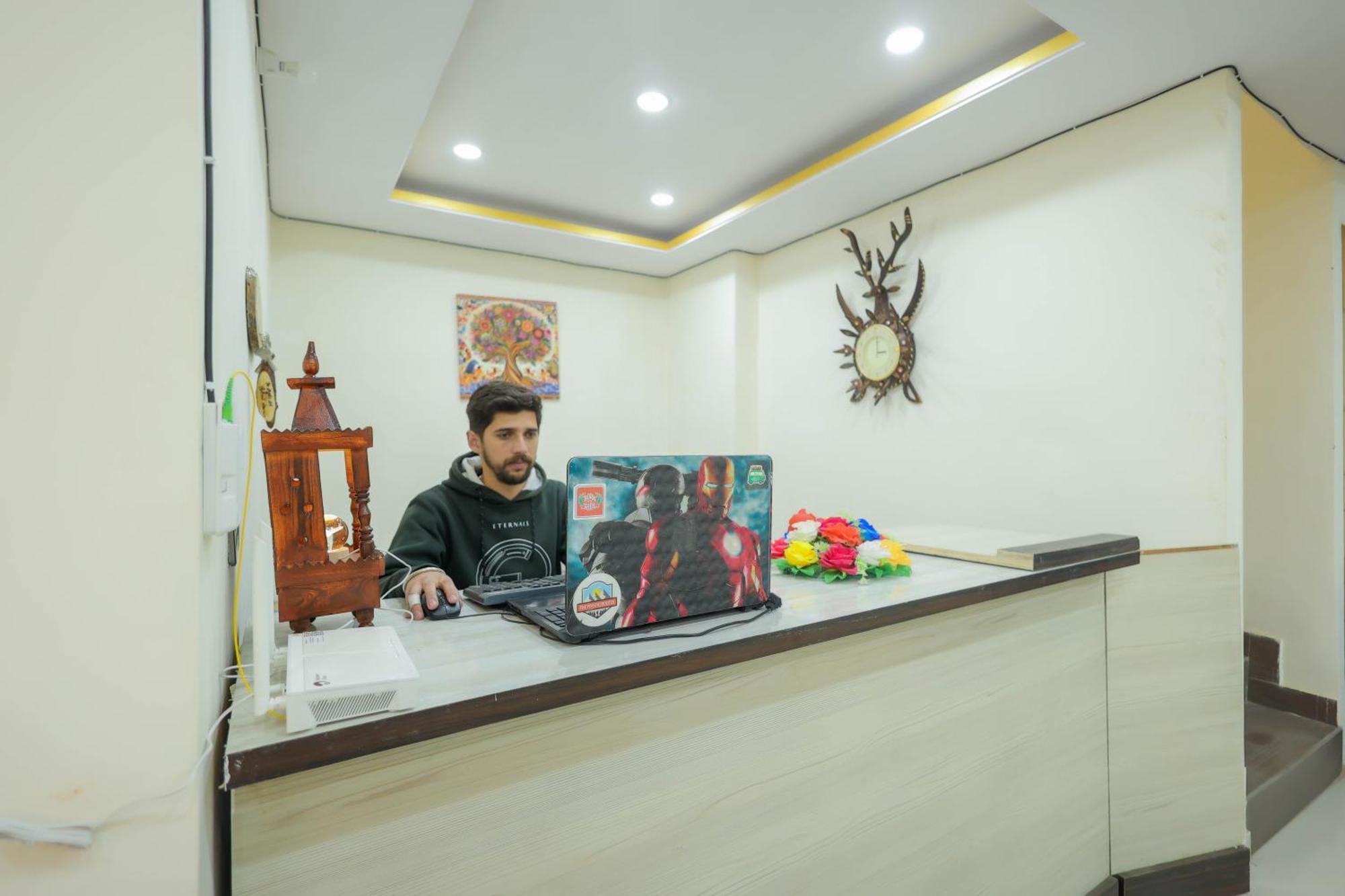 Mystic Hills Retreat Hotel Шимла Екстериор снимка