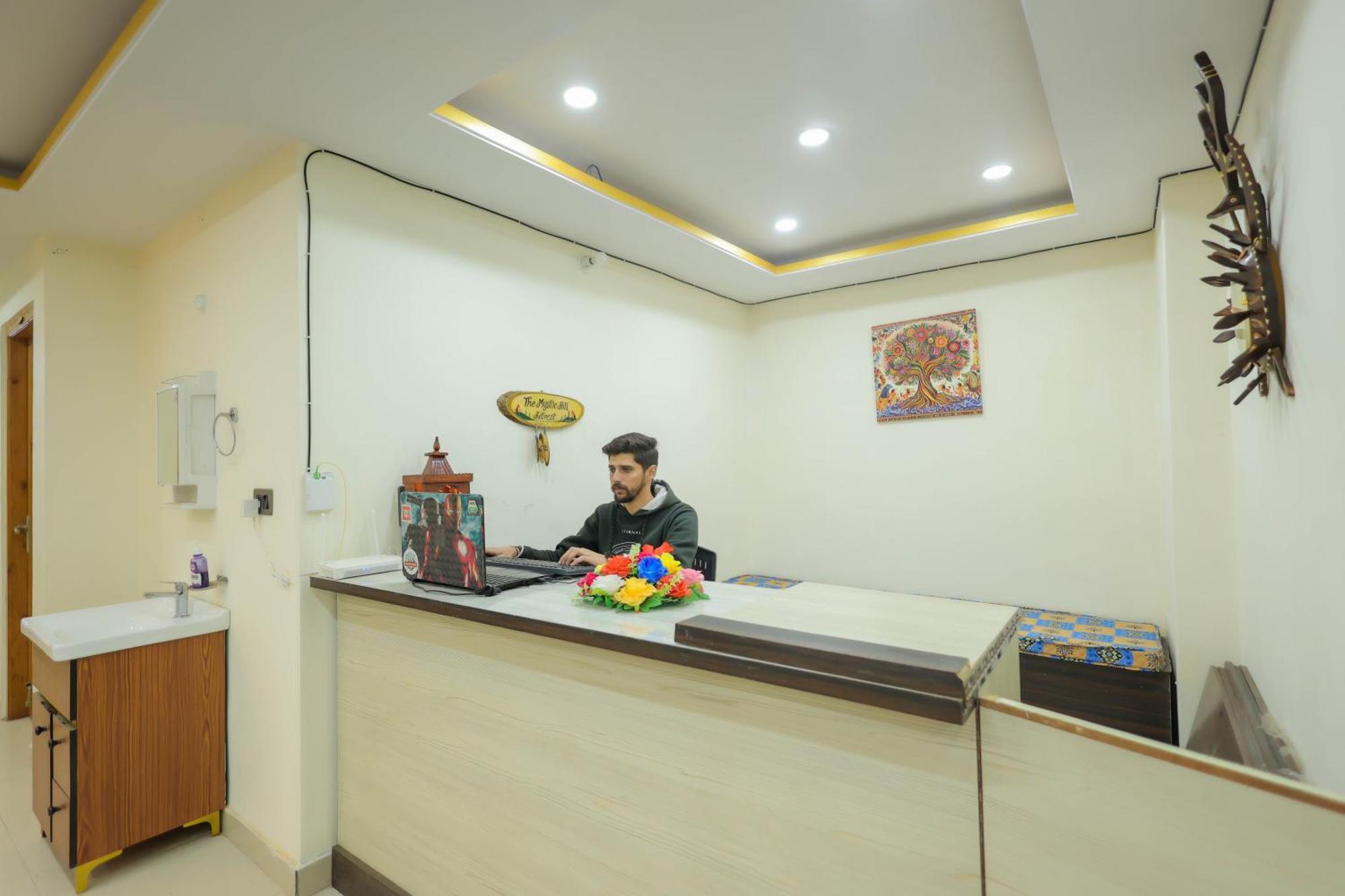 Mystic Hills Retreat Hotel Шимла Екстериор снимка